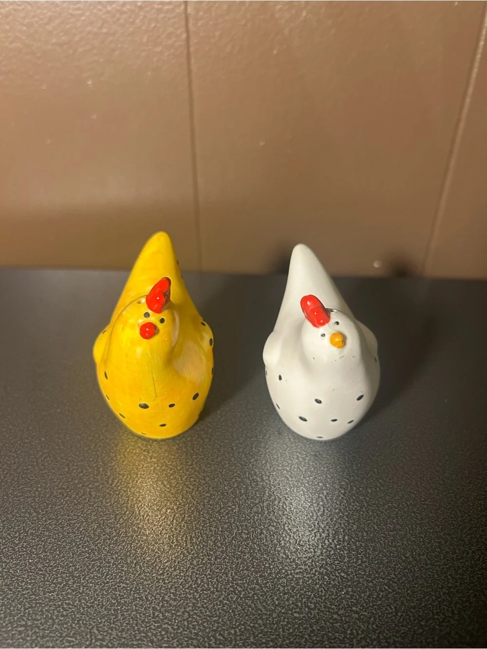 Decorative Polka Dot Ceramic Chicken Hen Salt and Pepper Shakers- Yellow & White